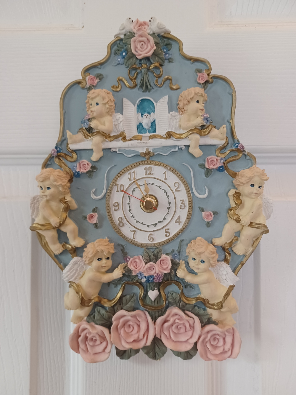 Vintage M194 Musical Cupids & Roses Miniature Wall Novelty Clock Shabby Chic